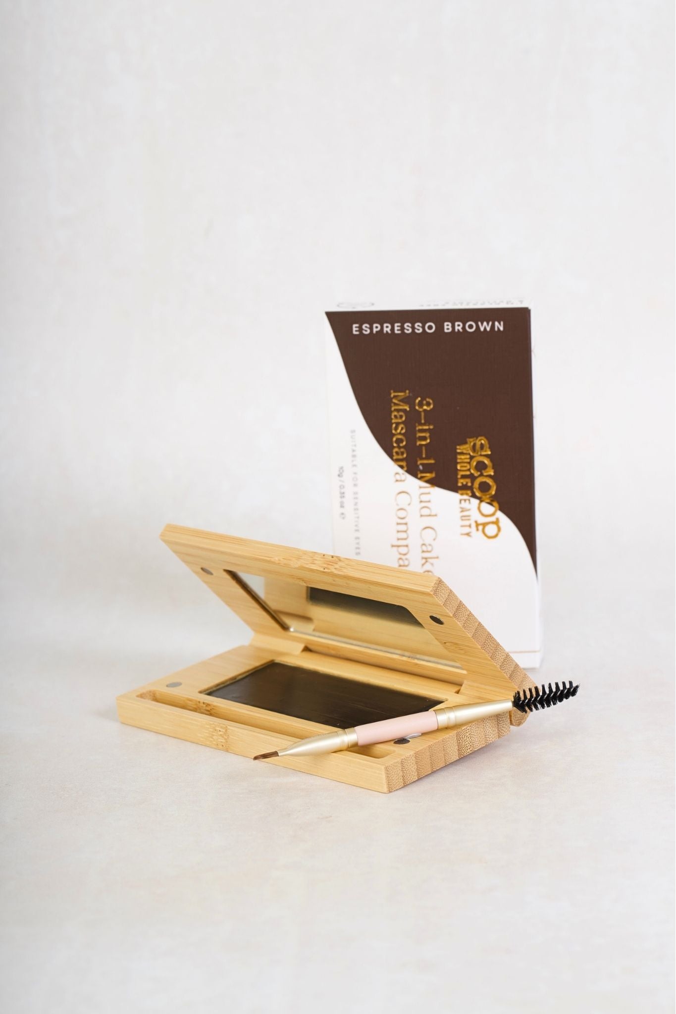 Mud Cake Mascara Compact - Scoop Whole Beauty - cake mascara