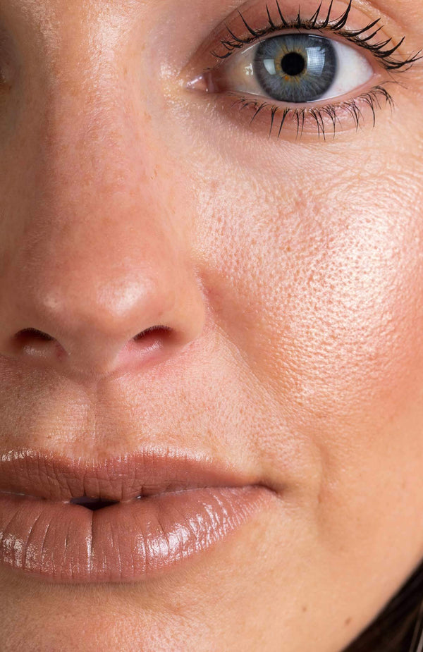Mud Cake Mascara Compact - Scoop Whole Beauty - cake mascara