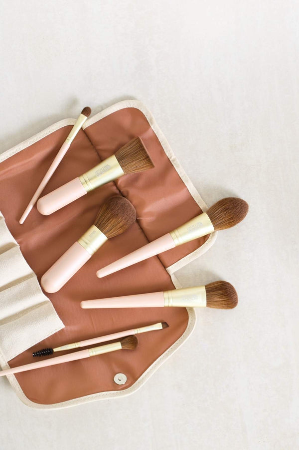 The Complete Makeup & Skincare Collection - Scoop Whole Beauty - Makeup bundle