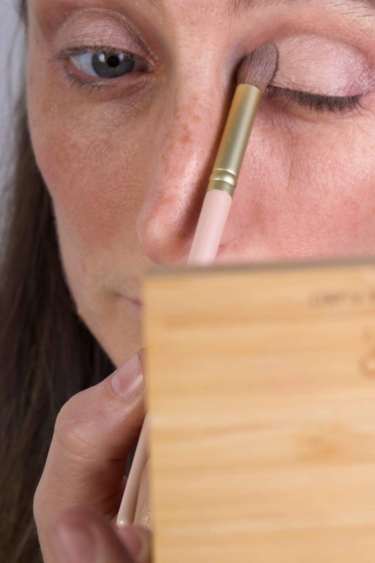 Aurora 8 Shade Refillable Eyeshadow Palette - Scoop Whole Beauty - eyeshadow