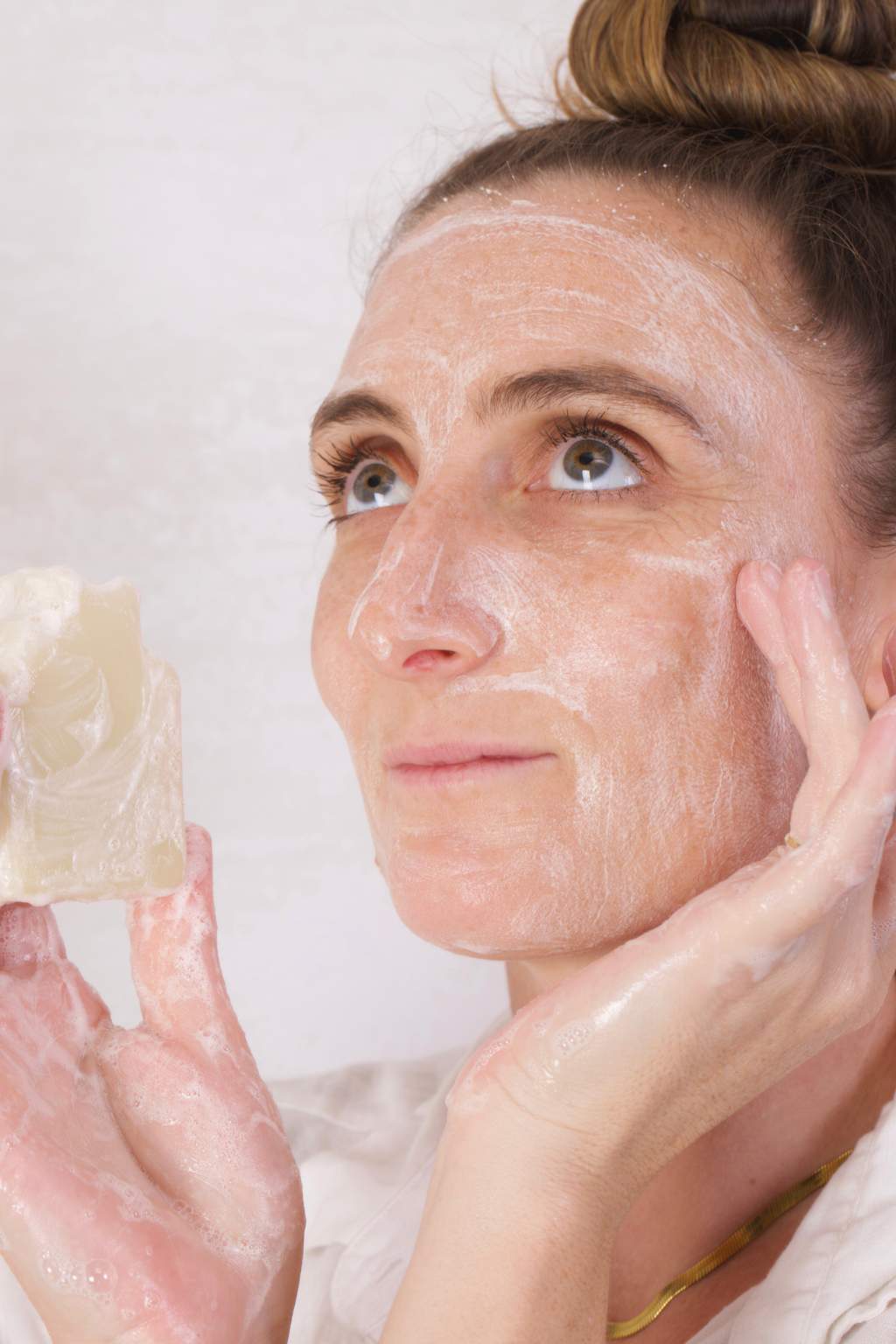 Natural Facial Cleansing Bar - Scoop Whole Beauty -