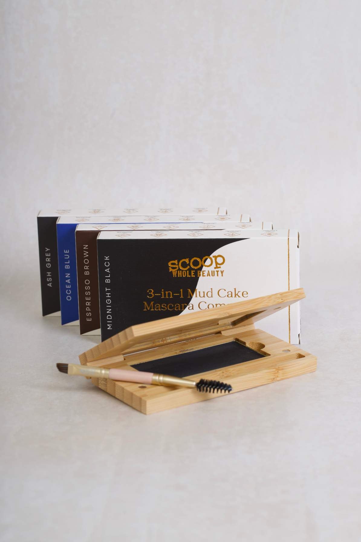 Mud Cake Mascara Compact - Scoop Whole Beauty - cake mascara