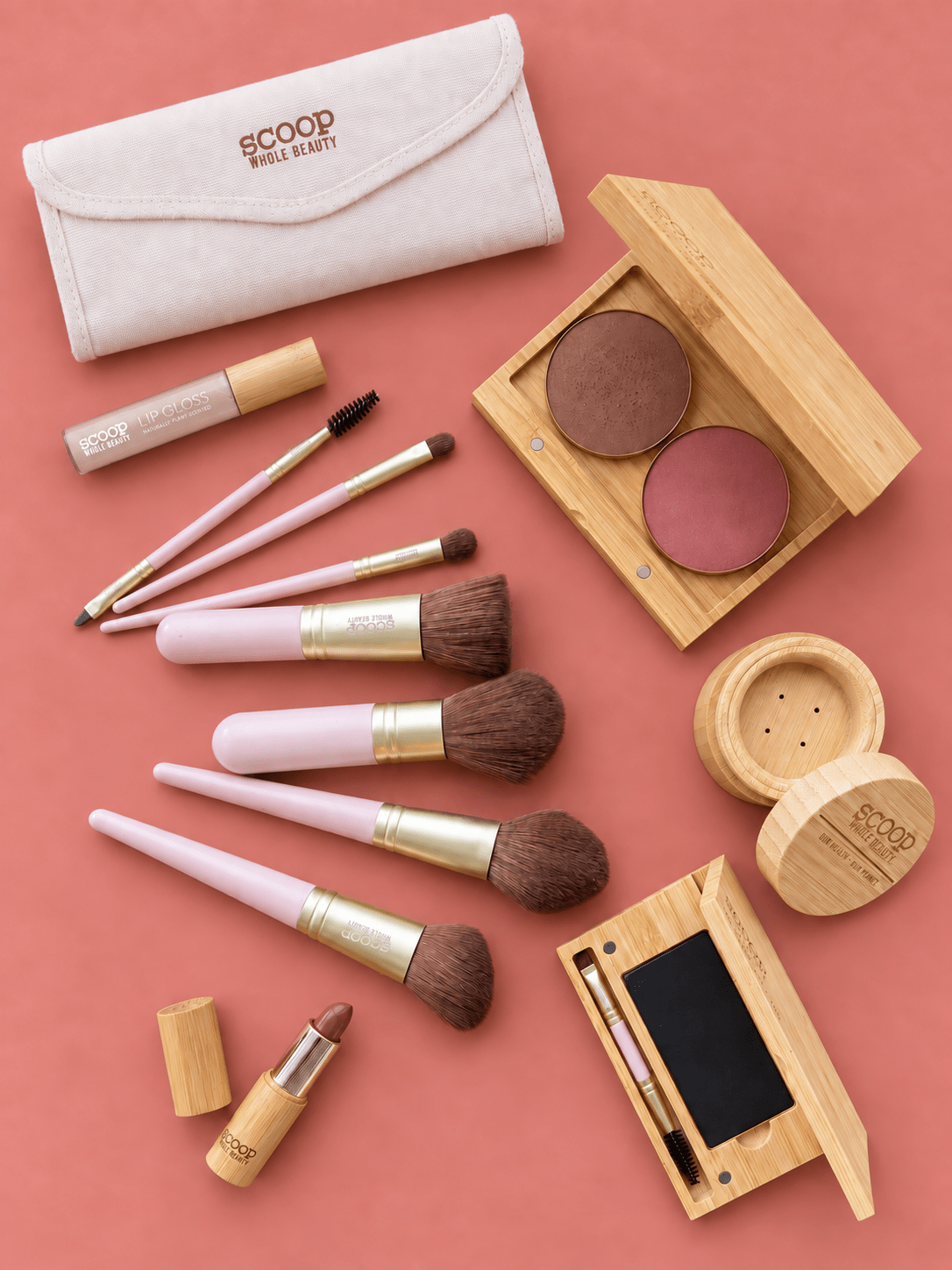 Lucinda Light’s Everyday Natural Makeup Collection - Scoop Whole Beauty -