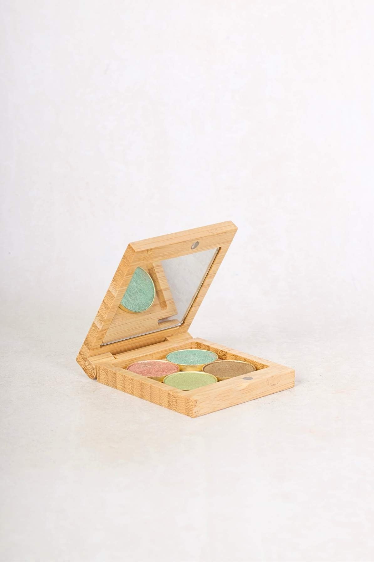 Coral Reef Limited Edition Eyeshadow Palette - Scoop Whole Beauty - eyeshadow