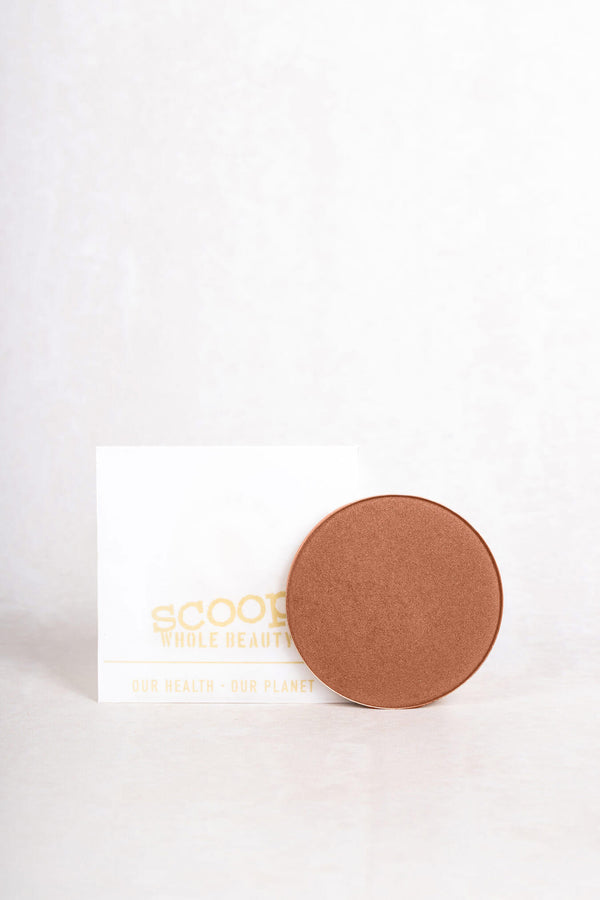 Scoop Whole Beauty natural mineral bronzer for sun-kissed, radiant skin. Made in Australia with eco friendly ingredients - midnight black - espresso brown
