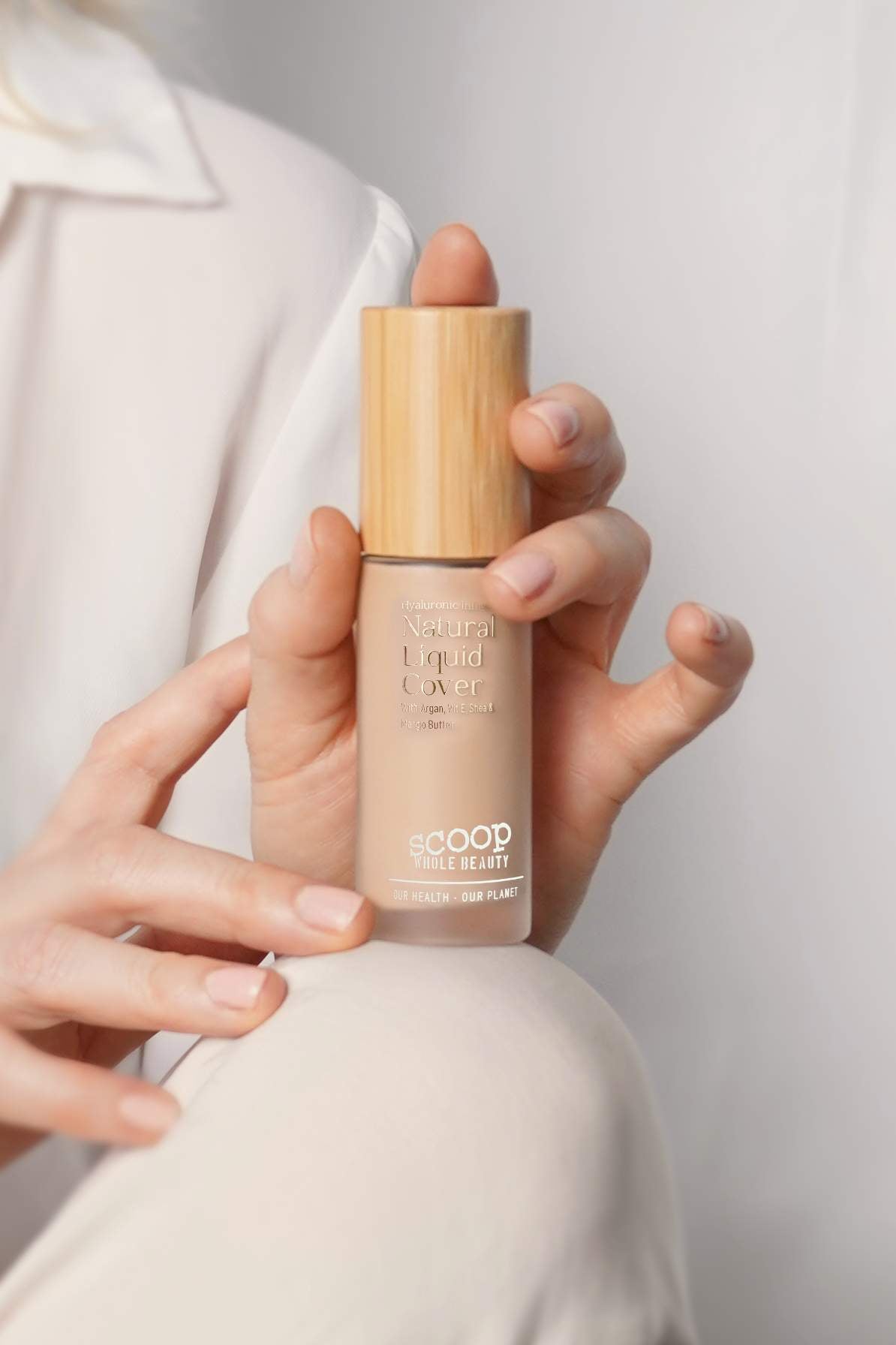 Hyaluronic - Infused Natural Liquid Cover - Scoop Whole Beauty - Foundation