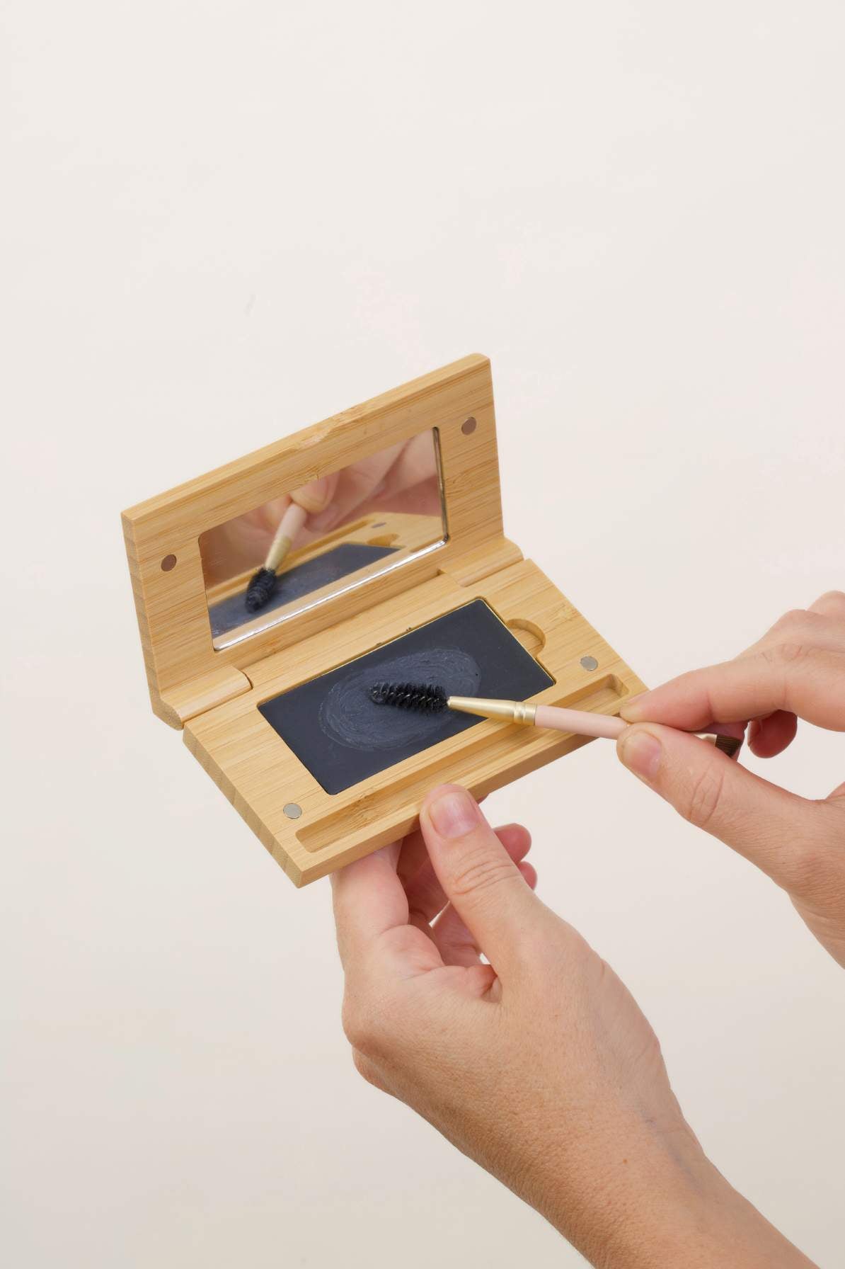 The Full - Face No Base Collection - Scoop Whole Beauty - Makeup bundle