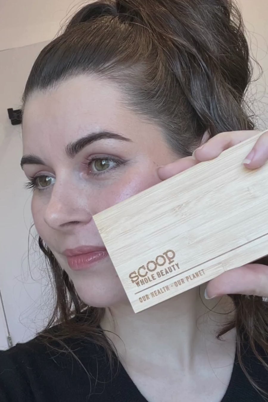 Mud Cake Mascara Compact