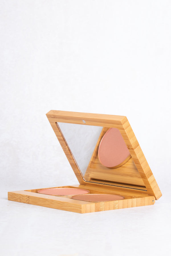 Scoop Whole Beauty 100% bamboo eco refillable compact with natural mineral bronzer and blush
