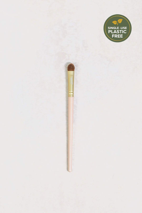 Scoop Whole Beauty vegan flat eyeshadow brush. Ultra soft makeup applicator.
